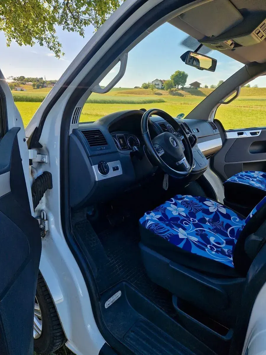 Gebraucht VW Multivan Comfortline 180 PS (132 kW) 2015 Weiß Van / Kleinbus