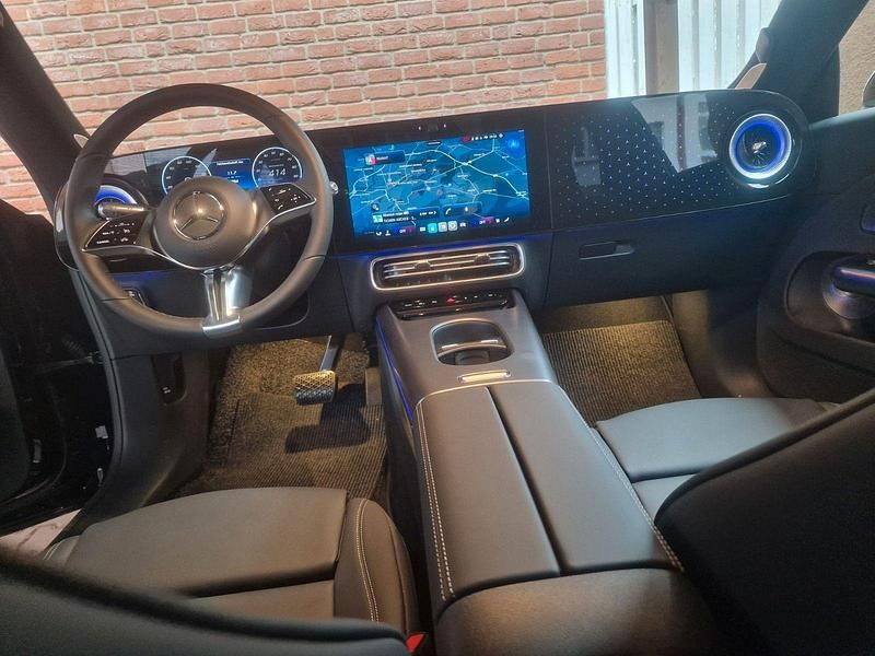 Schwarz Gebraucht 2025 Mercedes CLA 250+ Limousine | 62.900 € (Fairer Preis) - Bild 1/2