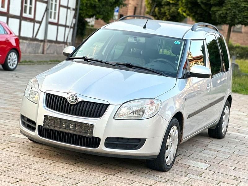Silber Gebraucht 2008 Skoda Roomster Style Kombi | 1.900 € (Guter Preis) - Bild 1/4