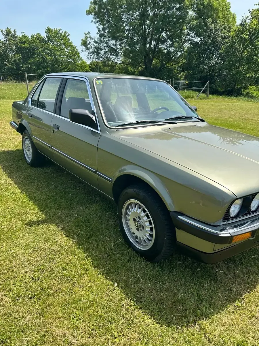 Gebraucht BMW 316 102 PS (75 kW) 1987 Grün Coupé