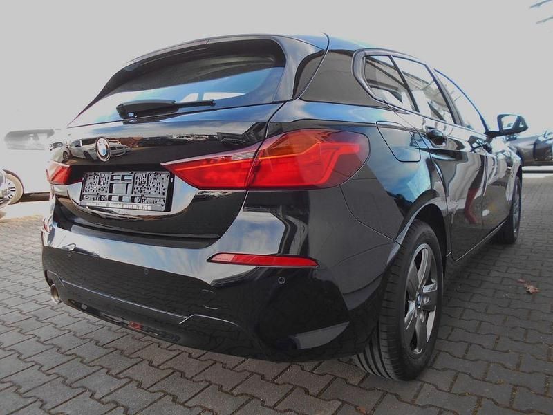 Gebraucht BMW 116 109 PS (80 kW) 2022 Schwarz Kleinwagen