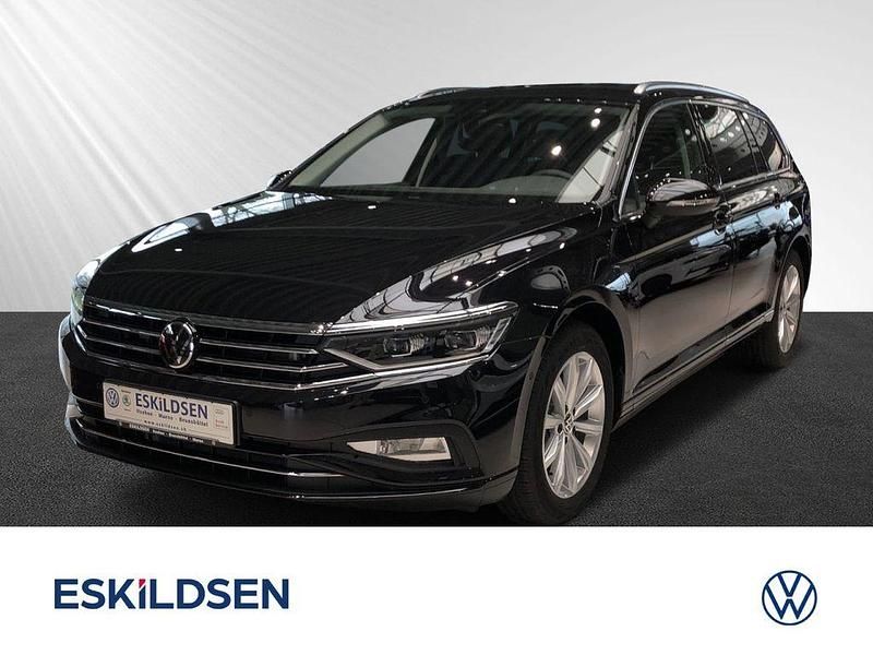 Schwarz Gebraucht 2024 VW Passat IQ Drive Kombi | 39.460 € (Guter Preis) - Bild 1/4
