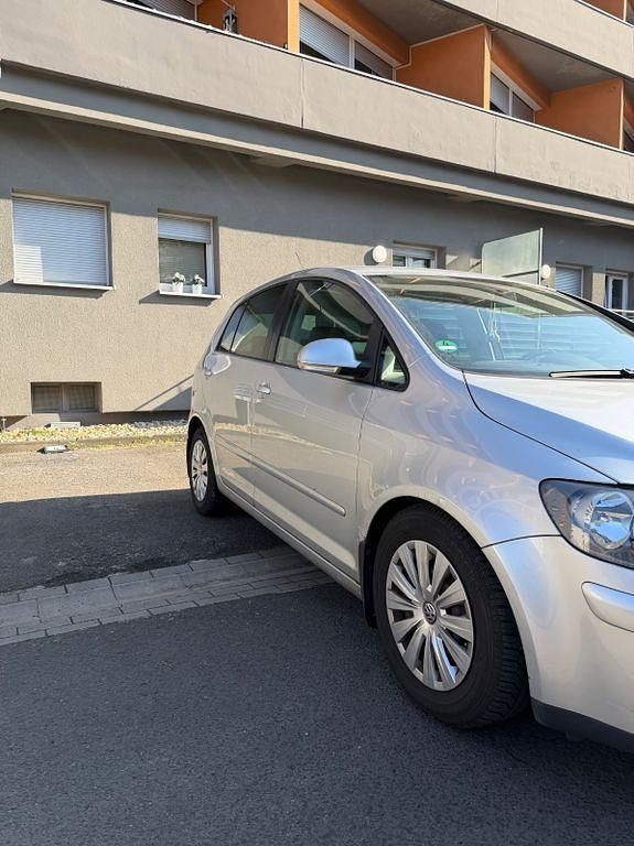 Gebraucht VW Golf Plus Cross 122 PS (89 kW) 2008 Silber Van / Kleinbus