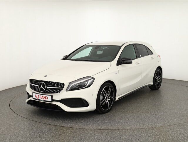 Weiß Gebraucht 2018 Mercedes A200 AMG line Limousine | 22.490 € (Fairer Preis) - Bild 1/4