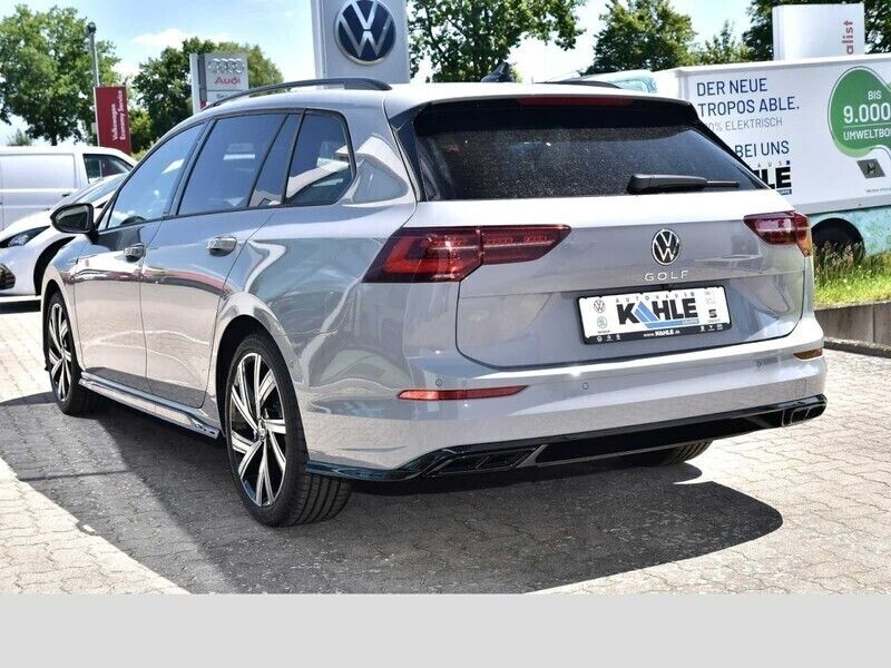 Gebraucht VW Golf VIII R-line 150 PS (110 kW) 2024 Grau Kombi