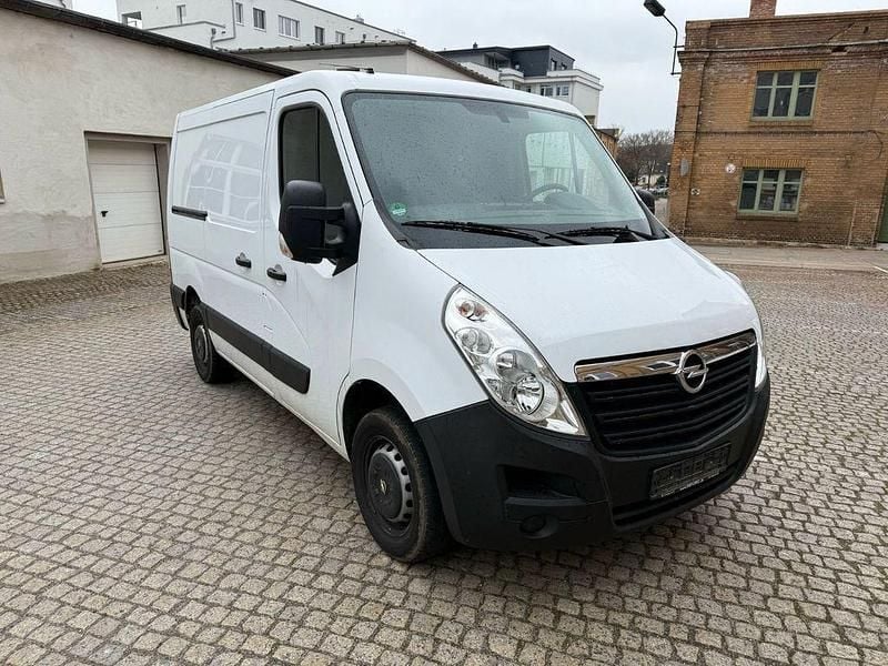 Weiß Gebraucht 2018 Opel Movano Van | 6.900 € (Guter Preis) - Bild 1/4