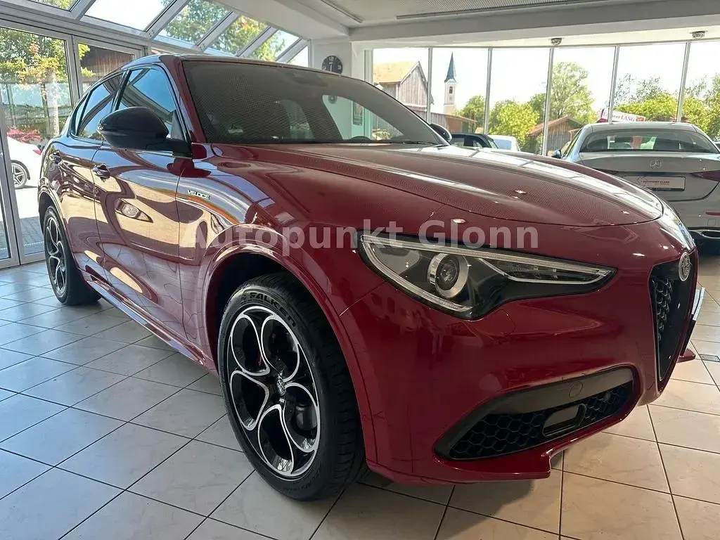 Gebraucht Alfa Romeo Stelvio Veloce 280 PS (205 kW) 2022 Colore esterno (rosso alfa, un SUV