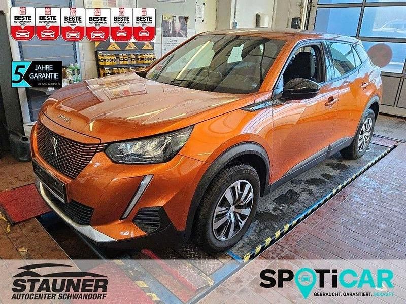 Orange Gebraucht 2023 Peugeot e-2008 Active SUV | 16.980 € (Superpreis) - Bild 1/4