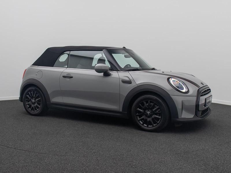 Gebraucht Mini One Cabriolet Classic 102 PS (75 kW) 2022 Moonwalkgrey metallic0b7schwarz Cabrio