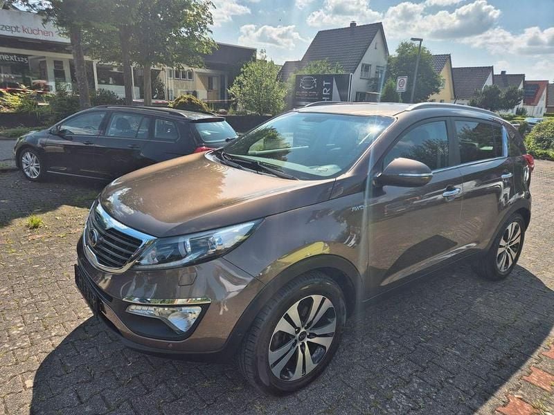 Braun Gebraucht 2014 Kia Sportage Spirit SUV | 11.000 € (Fairer Preis) - Bild 1/4