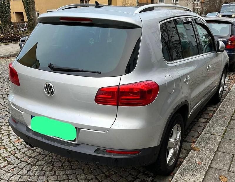 Gebraucht VW Tiguan Sport 211 PS (155 kW) 2012 Grau SUV
