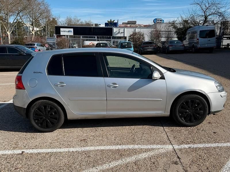 Gebraucht VW Golf V 102 PS (75 kW) 2006 Grau Kleinwagen
