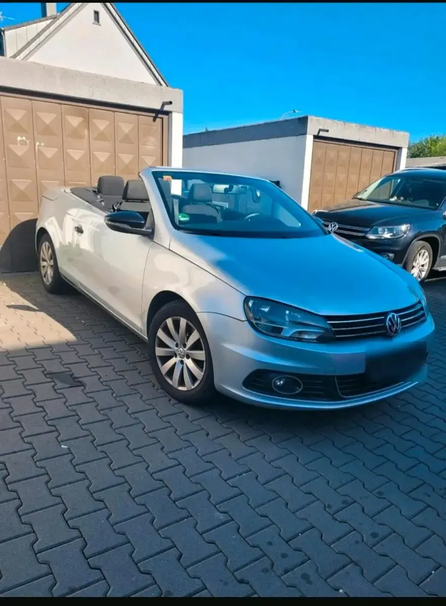 Gebraucht VW Eos 140 PS (102 kW) 2011 Silber Cabrio
