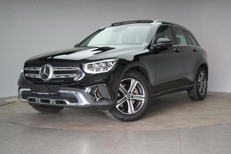 Gebraucht Mercedes GLC220 194 PS (142 kW) 2019 Schwarz SUV
