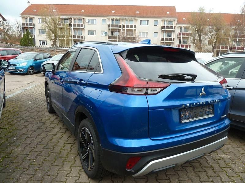 Gebraucht Mitsubishi Eclipse Cross Edition 98 PS (72 kW) 2021 Blau SUV