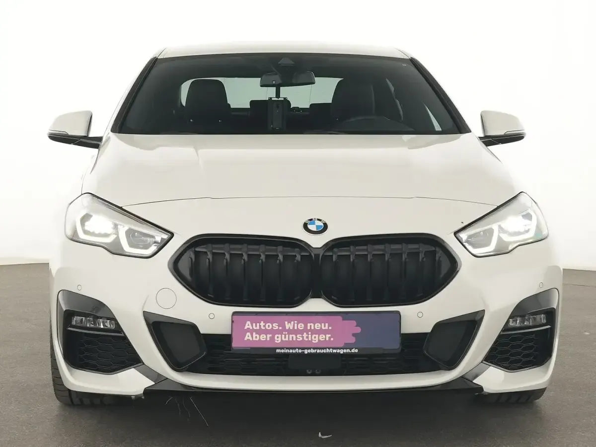 Gebraucht BMW 220 M Sport 178 PS (130 kW) 2022 Weiß Coupé