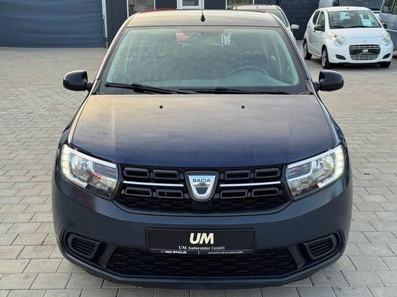 Gebraucht Dacia Sandero Essentiel 73 PS (53 kW) 2017 Blau Limousine