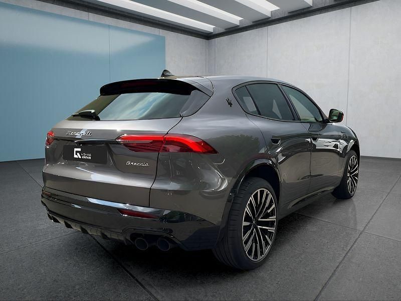 Neu Maserati Grecale 330 PS (242 kW) 2025 Grau SUV