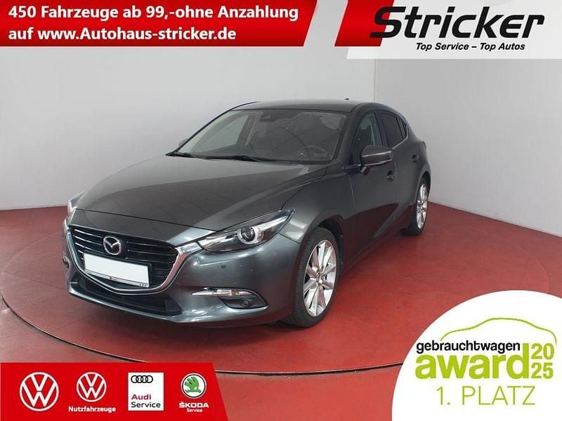 Grau Gebraucht 2018 Mazda 3 Sports-Line Limousine | 10.949 € (Superpreis) - Bild 1/4