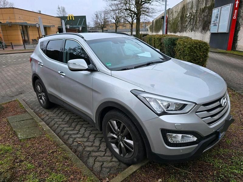 Gebraucht Hyundai Santa Fe 184 PS (135 kW) 2012 Silber SUV