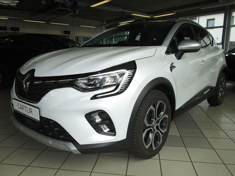 Gebraucht Renault Captur Intens 140 PS (102 kW) 2022 Weiß SUV