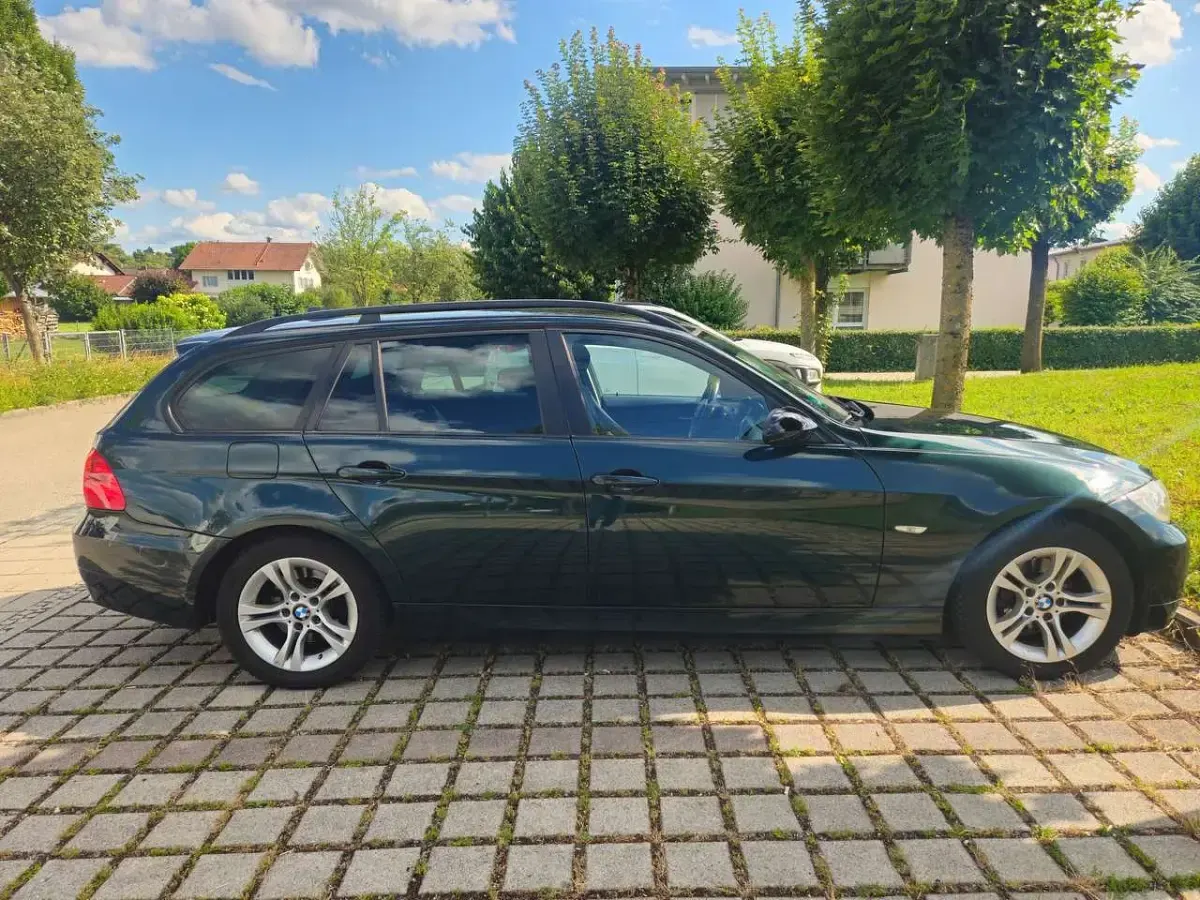 Gebraucht BMW 320 150 PS (110 kW) 2007 Limousine