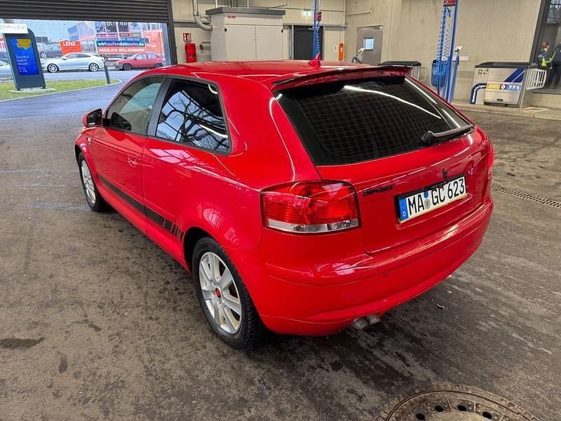 Gebraucht Audi A3 S-Line 140 PS (102 kW) 2005 Rot Kleinwagen