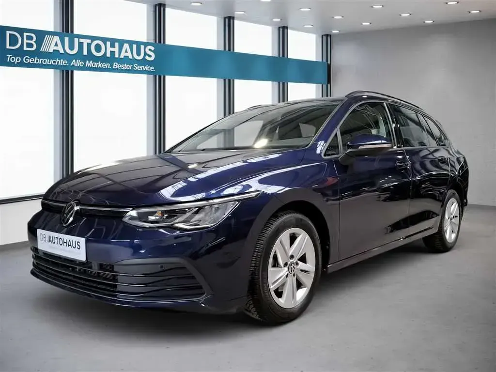 Gebraucht VW Golf VIII Life 110 PS (80 kW) 2024 Kombi