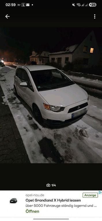 Gebraucht Mitsubishi Colt Edition 95 PS (69 kW) 2011 Weiß Kleinwagen