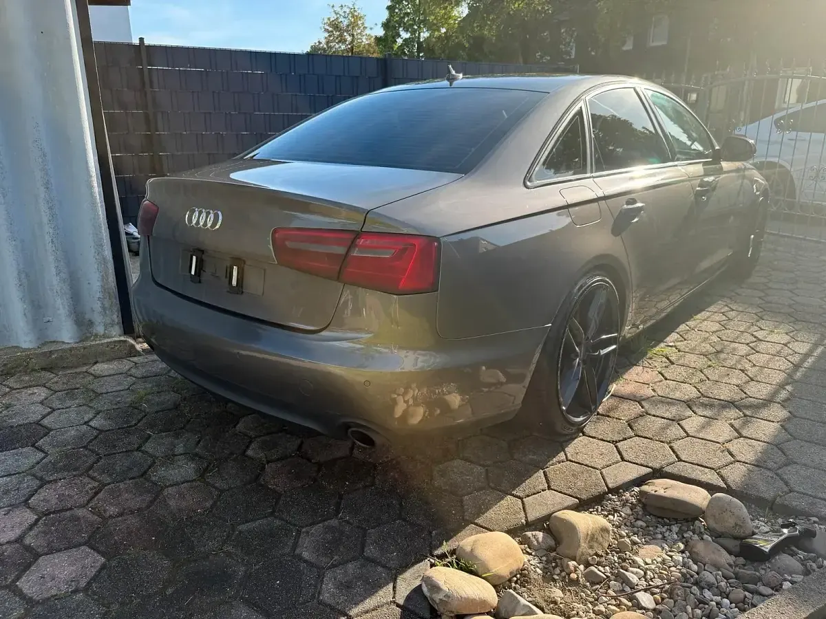 Gebraucht Audi A6 299 PS (219 kW) 2011 Grau Limousine