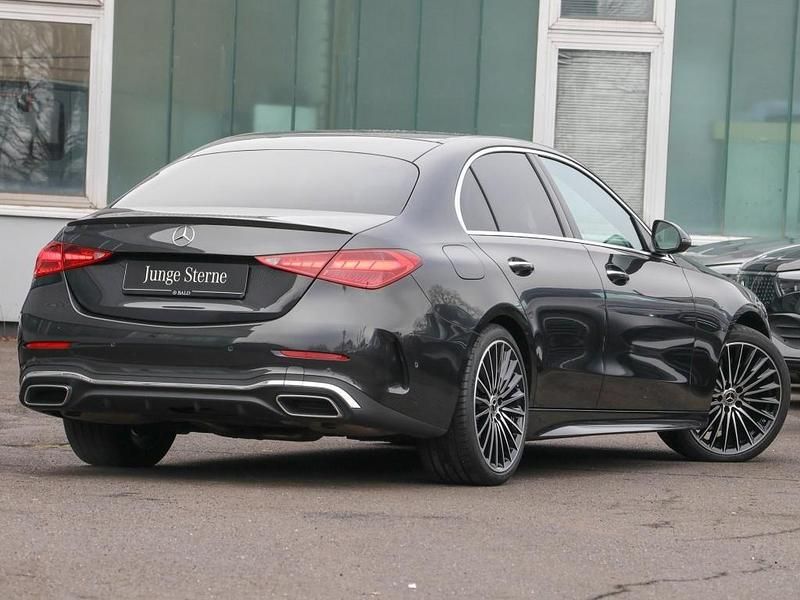 Gebraucht Mercedes C300 AMG 258 PS (189 kW) 2023 Metalliclack graphitgrau Limousine