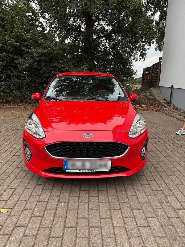 Rot Gebraucht 2020 Ford Fiesta Kleinwagen | 9.500 € (Superpreis) - Bild 1/4