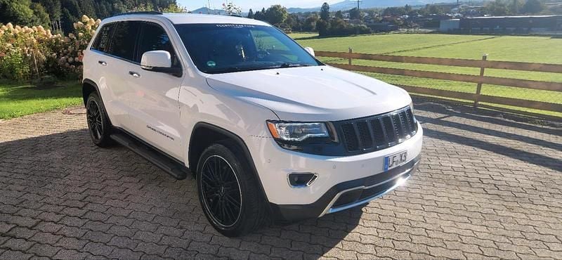 Weiß Gebraucht 2013 Jeep Grand Cherokee SUV | 21.000 € (Teuer) - Bild 1/4