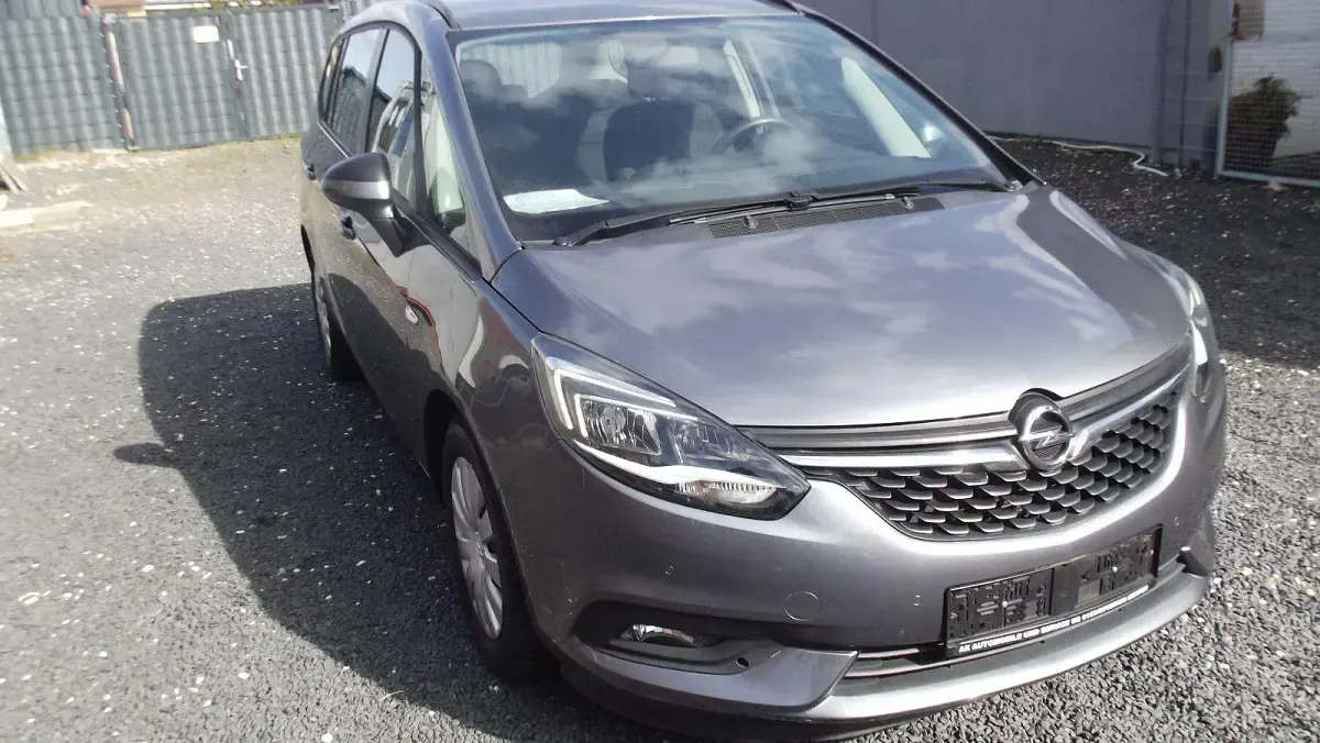 Gebraucht Opel Zafira Selection 120 PS (88 kW) 2017 Grau Van / Kleinbus