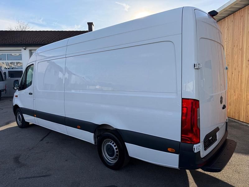 Gebraucht Mercedes Sprinter 150 PS (110 kW) 2022 Weiß Van