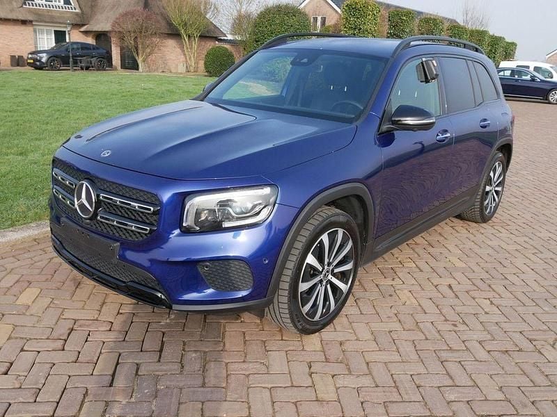 Gebraucht Mercedes GLB200 150 PS (110 kW) 2021 Blau SUV
