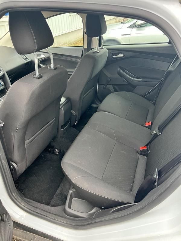 Gebraucht Ford Focus 125 PS (91 kW) 2018 Weiß Limousine