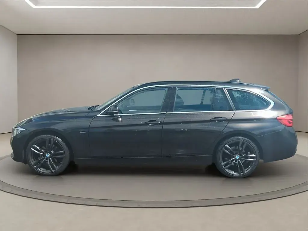 Gebraucht BMW 320 Luxury Line 190 PS (139 kW) 2016 Schwarz Limousine