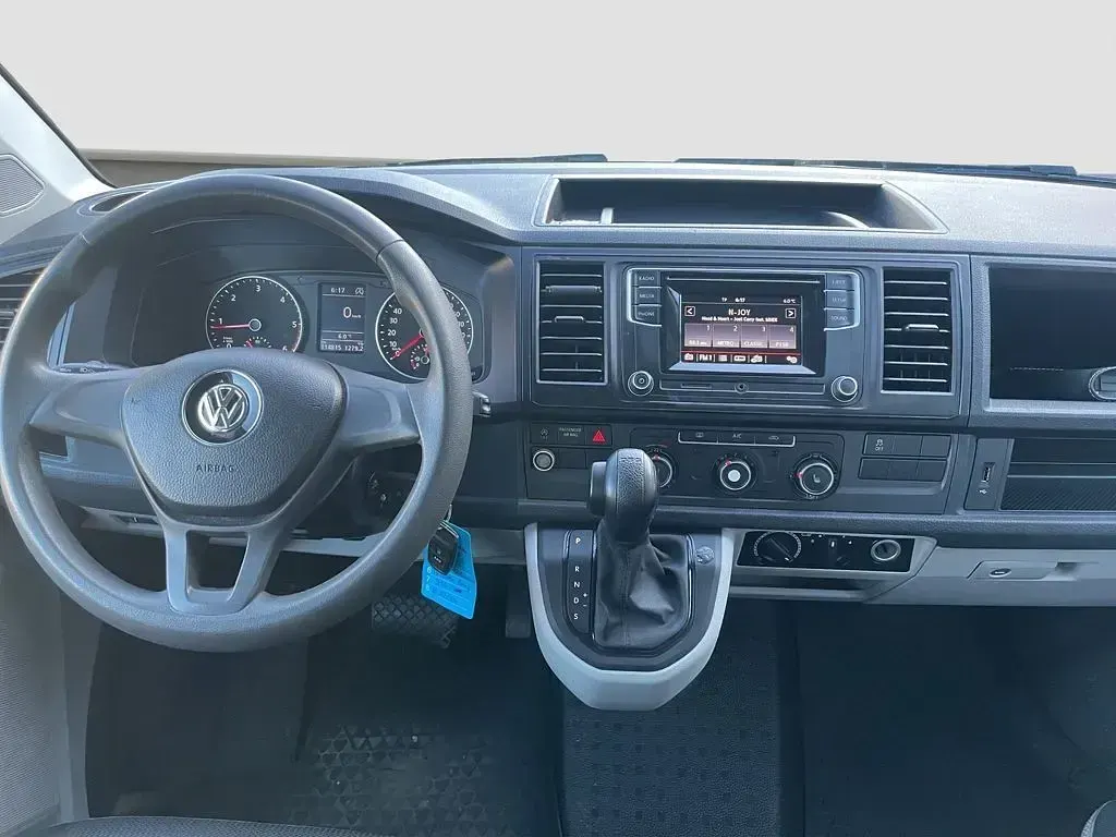 Usata VW Transporter 150 CV (110 kW) 2018 Argento Furgone