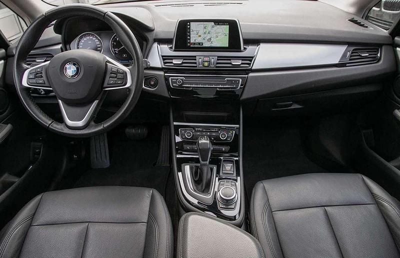 Gebraucht BMW 225 Active Tourer 220 PS (161 kW) 2021 Mineralgrau metallic Van / Kleinbus