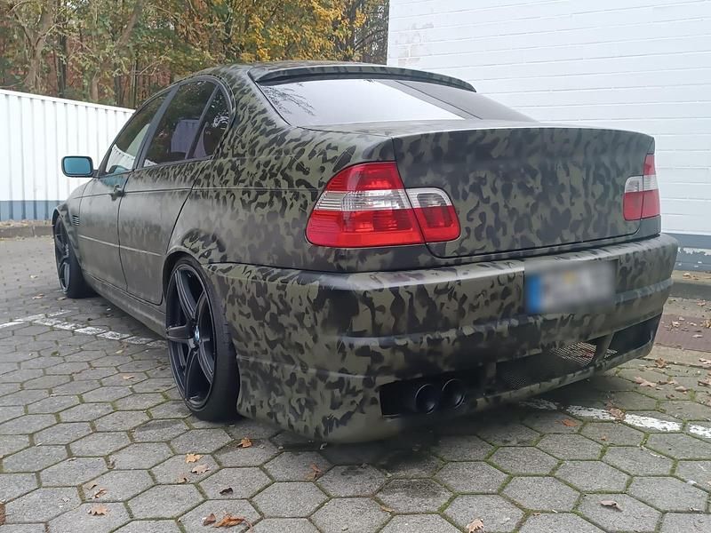 Gebraucht BMW 320 150 PS (110 kW) 2001 Andere farben Limousine