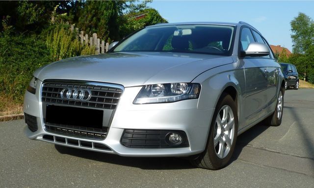 Gebraucht Audi A4 Attraction 160 PS (117 kW) 2008 Silber metallic Kombi