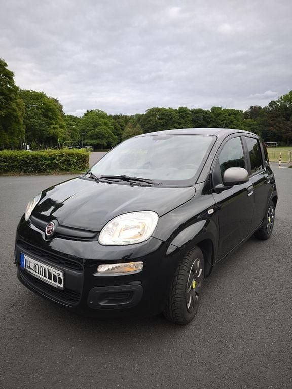 Schwarz Gebraucht 2015 Fiat Panda Easy Kleinwagen | 4.600 € (Guter Preis) - Bild 1/4
