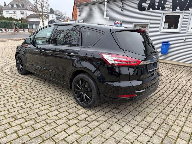 Gebraucht Ford S-MAX S 150 PS (110 kW) 2017 Schwarz Van / Kleinbus
