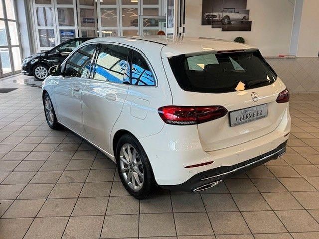 Gebraucht Mercedes B250 224 PS (164 kW) 2019 Polarweiss Van / Kleinbus