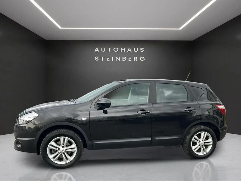 Schwarz Gebraucht 2013 Nissan Qashqai Acenta SUV | 15.890 € - Bild 1/4