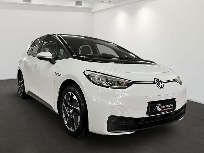 Gebraucht VW ID.3 Pro Performance 150 kW (204 PS) 2023 Gletscherweiß metallic Kleinwagen