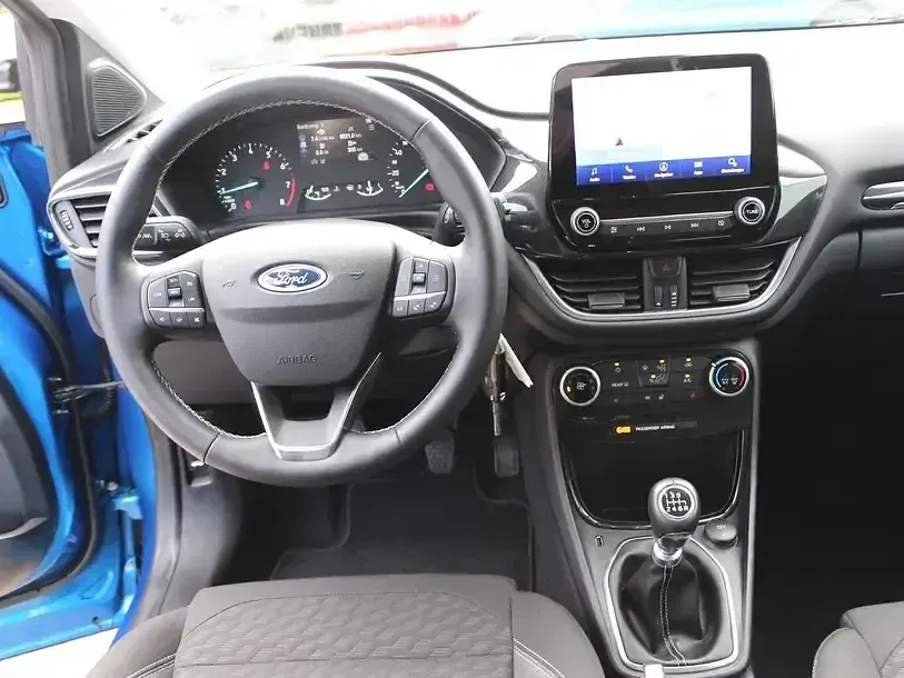 Używany Ford Puma Titanium 125 KM (91 kW) 2023 Niebieski SUV