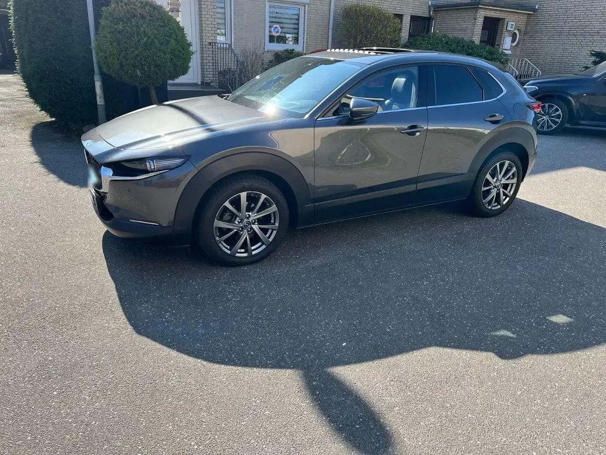 Käytetty Mazda CX-30 Selection 179 HP (131 kW) 2019 Harmaa Katumaasturi