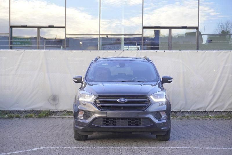 Gebraucht Ford Kuga ST-Line 120 PS (88 kW) 2018 Grau SUV